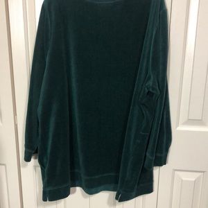 Green beautiful velour pull over 4x